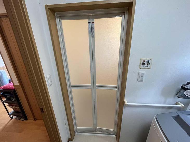 下戸車が壊れ開きにくかったドアが新しくなりました！【野洲店スタッフ】