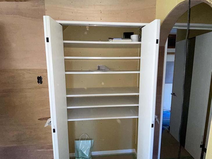 可動棚を取り付けました。たくさん収納できるようになりました【野洲店スタッフ】