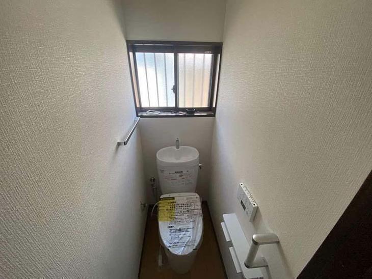 新しくトイレを設置しました！【湖東湖北店スタッフ】