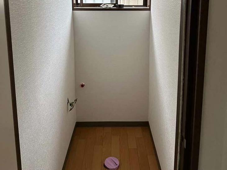 内装をクッションフロアとクロスに仕上げました！【湖東湖北店スタッフ】