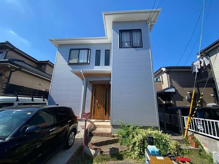 外壁にガルバリウムを貼りました！【湖東湖北店スタッフ】