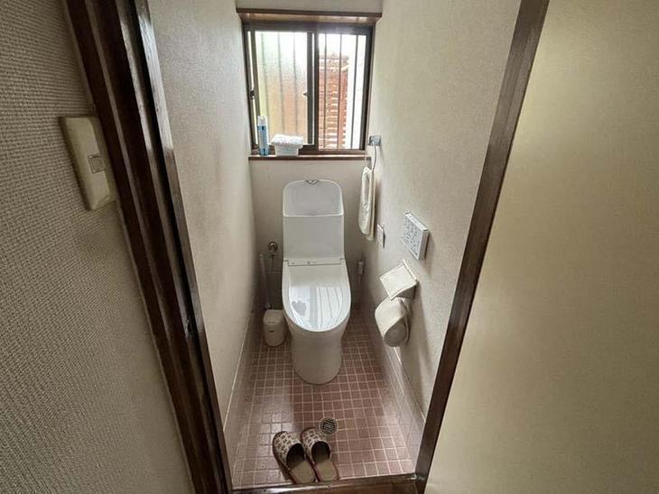 新しいトイレ、TOTO ZR2 を取り付けました。お手頃価格のモデルです！【水口店スタッフ】