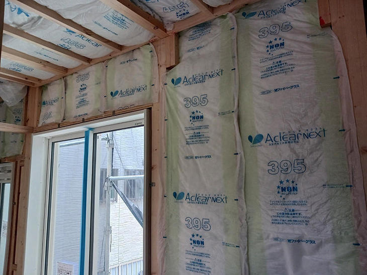 増築部分、壁と天井に断熱材を敷き詰めました！これで寒い冬も安心です！【彦根店スタッフ】