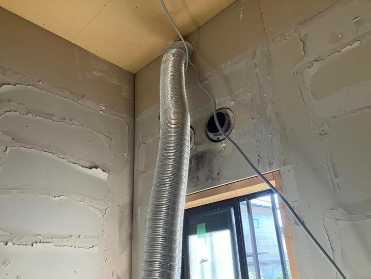 ダクトの仕込みを行いました！浴室の完成が楽しみです！【野洲店スタッフ】