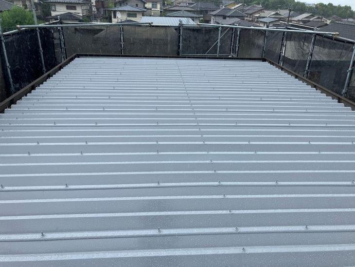 ガイソーの塗料で屋根塗装をさせて頂きました。【湖西店スタッフ】