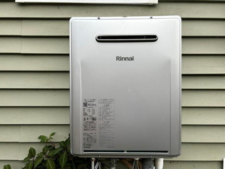 新しい給湯器はエコジョーズです。エコジョーズは熱効率に優れておりガス代が節約できます！【湖西店スタッフ】