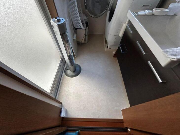 洗面所のクッションフロアを張り替えました！【湖西店スタッフ】