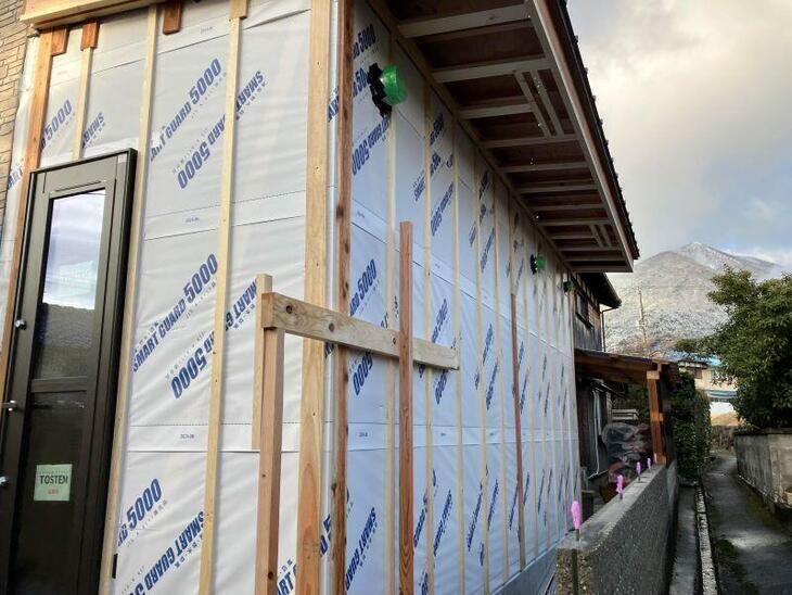 外壁の防水シートを施工しました。【湖西店スタッフ】