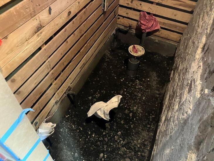 トイレの解体工事を行いました！新しいトイレに生まれ変わるのが楽しみです！【野洲店スタッフ】