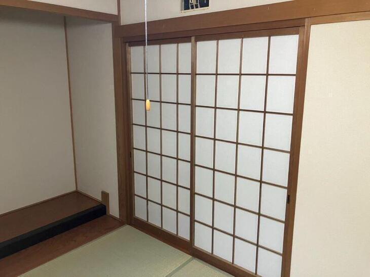 和室の障子を張り替えました！床の間の塗装もし、新築のように蘇りました！【湖西店スタッフ】