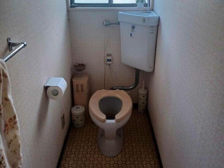 トイレ交換工事をしていきます！まずは既存のトイレを撤去します！【彦根店スタッフ】