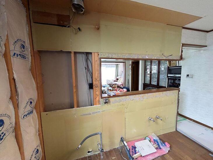 キッチンの解体が終わりました！クリナップ【ラクエラ】を設置予定です！【湖西店スタッフ】