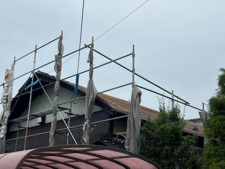 屋根の葺き替え工事をしています！新しい瓦が楽しみですね☆【彦根店スタッフ】