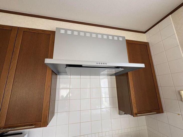 新しくレンジフードを取り付けました！【湖西店スタッフ】