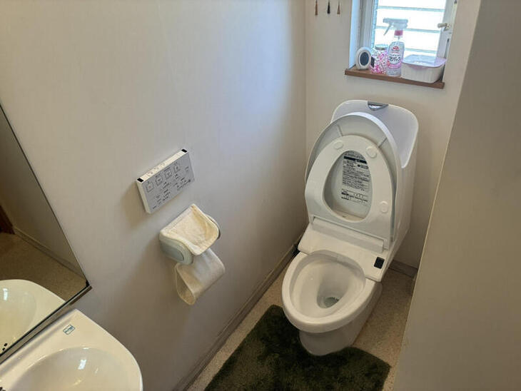 トイレ交換をしました。設置したのは【TOTO　ZJ2】です。【湖西店スタッフ】