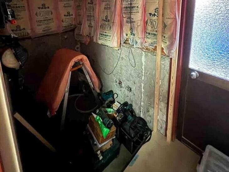 寒いタイル張りから断熱材を入れて暖かいお風呂へ！【湖西店スタッフ】