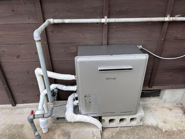 ガス給湯器からエコジョーズに交換しました。快適に過ごせますように♪【湖西店スタッフ】