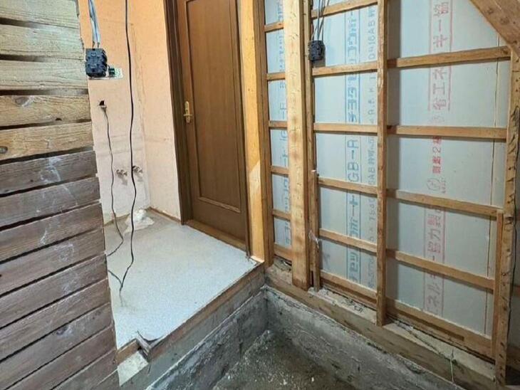 洗面所とお風呂を改装します！解体が終わりました！【野洲店スタッフ】