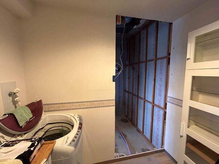 浴室の交換工事が始まり、解体作業が完了しました。【湖西店スタッフ】