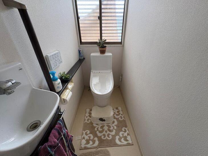 トイレを交換しました！見た目も機能もアップし、気持ちよく使えるトイレになりました。【湖西店スタッフ】