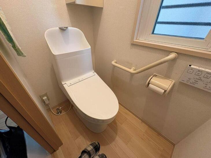 新しいトイレ、TOTO ZJ2を設置しました！【湖西店スタッフ】