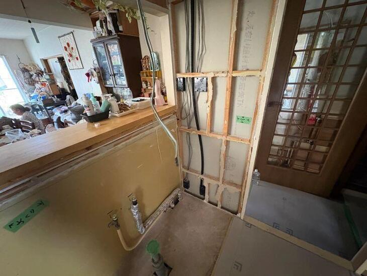 キッチン解体しています【湖西店スタッフ】