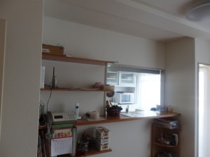 キッチン前棚