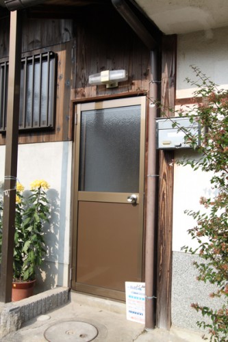 勝手口ドア