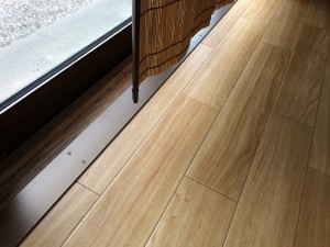 AFTER 縁側にアルミの見切り材を設置しました