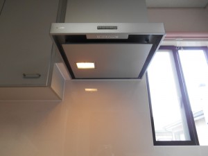 お掃除のしやすい整流版の換気扇