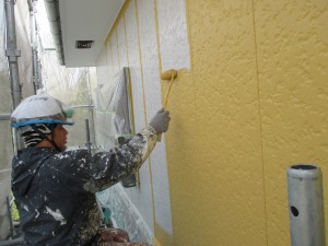 中塗り:完成の色に近い色を塗ります