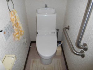 左右のタンクや操作部分がなくなり、スッキリとしたﾃﾞｻﾞｲﾝです