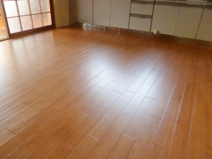 施工後＿ﾌﾛｰﾘﾝｸﾞｶ柄のｸｯｼｮﾝﾌﾛｱ