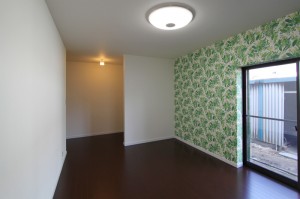 一面はｲﾝﾊﾟｸﾄのあるｱｸｾﾝﾄｸﾛｽ