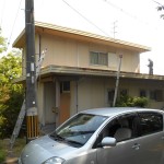 01　施工前　屋根材以外にも樋や幕板も劣化していました