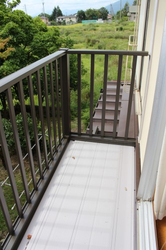 ベランダの内側です