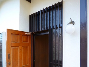 施工後＿木部はｱｸｾﾝﾄとして引き締まるｺｹﾞ茶を選択