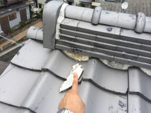 漆喰の欠落箇所が何か所も見つかりました