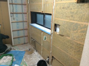 施工中　ｷｯﾁﾝの解体後です