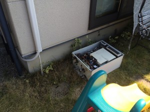 既存給湯器撤去