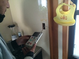 キッチン側既存リモコン取り外し