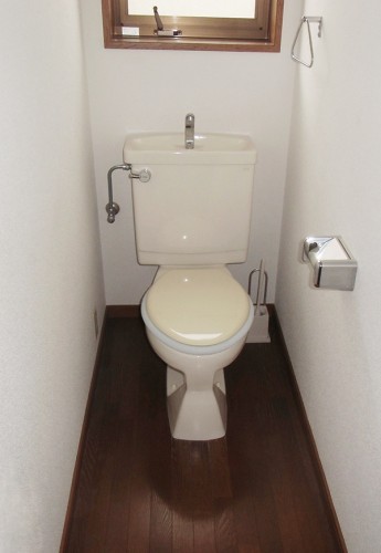 施工前　トイレ