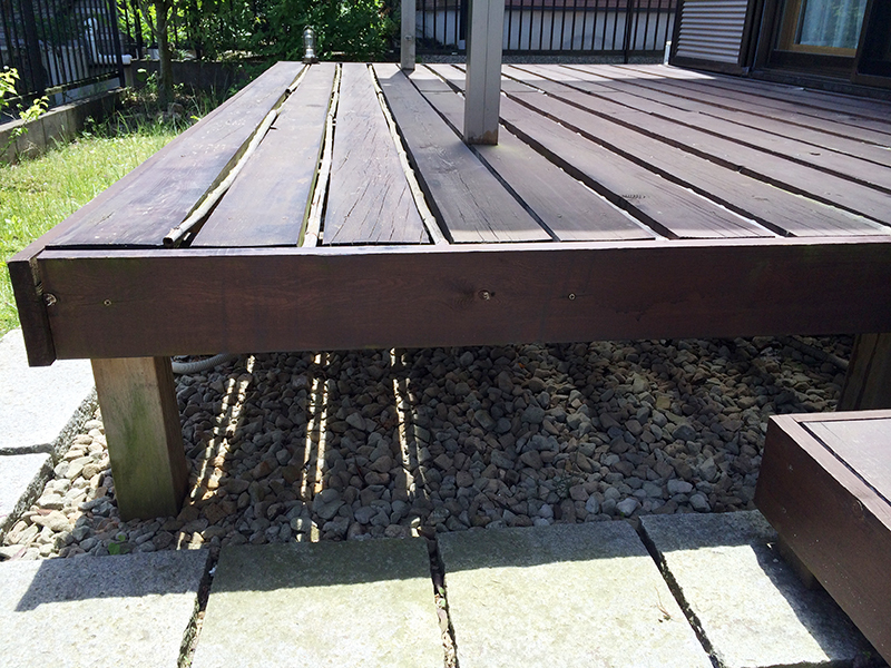 ウッドデッキも塗装しました