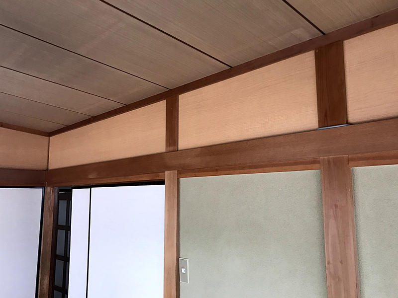 和室　じゅらくにパネル貼り