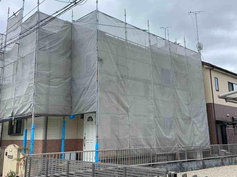 外装リフォーム施工中　足場組立｜滋賀でリフォームするなら匠工房