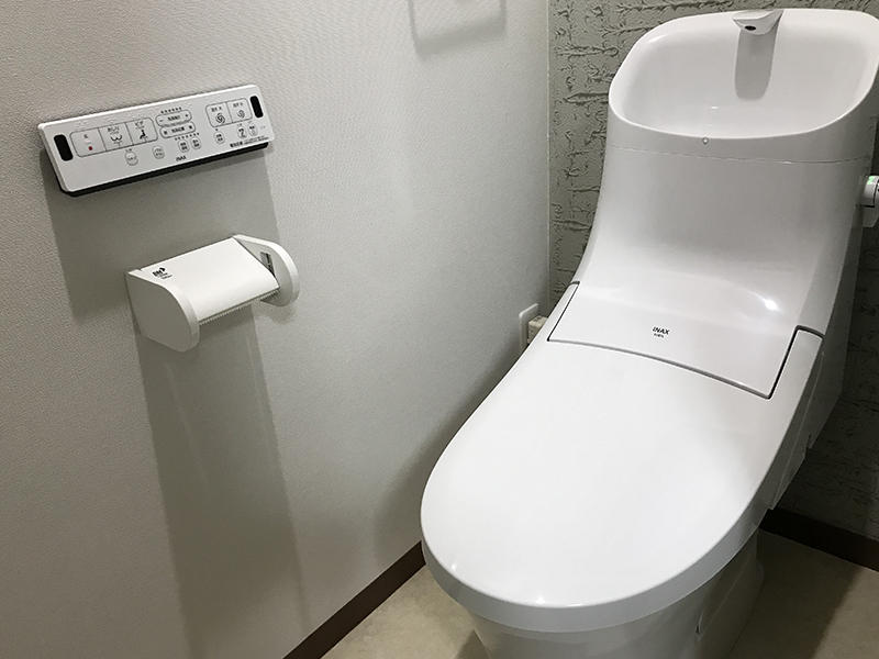 リクシルの匠工房オリジナルトイレ.JPG