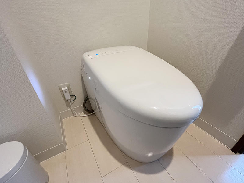 トイレリフォーム完成　トイレ　TOTO ネオレストAH|滋賀でリフォームするなら匠工房