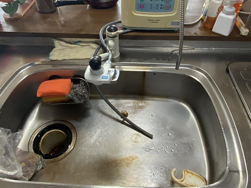 キッチン水栓リフォーム施工前　キッチン水栓｜滋賀でリフォームするなら匠工房
