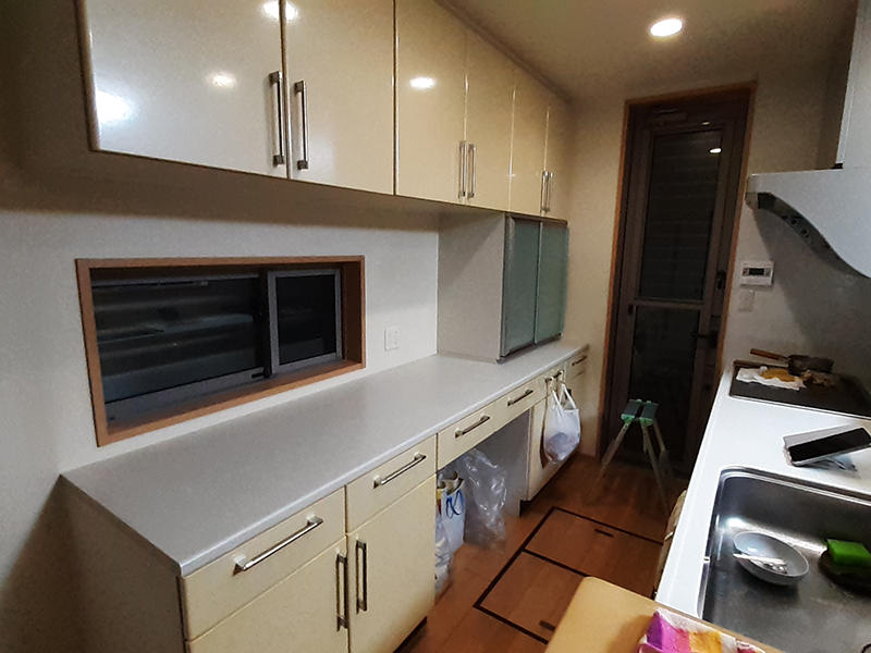 キッチンリフォーム施工前　カップボード｜滋賀でリフォームするなら匠工房