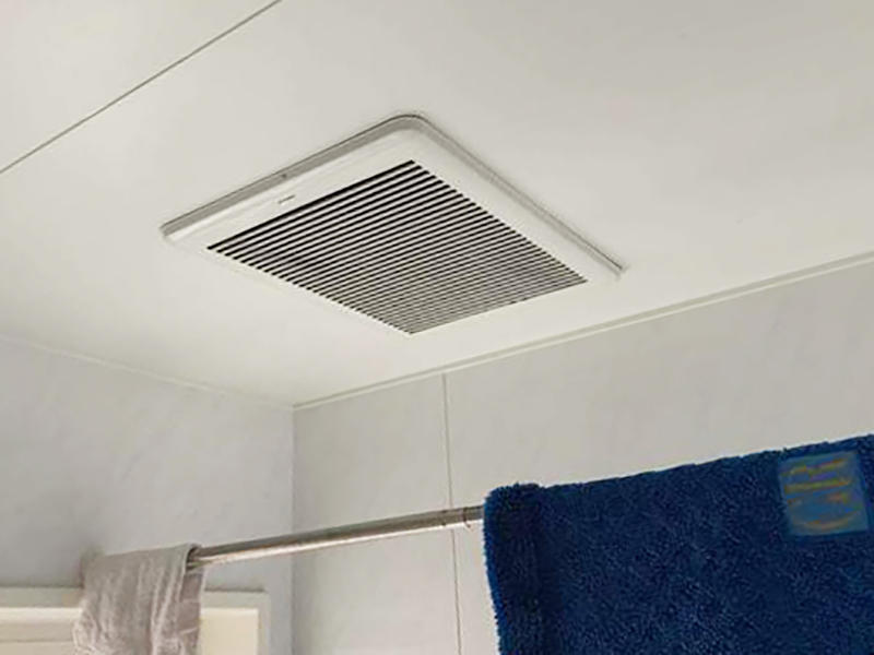 浴室換気扇リフォーム施工前 浴室換気扇|滋賀でリフォームするなら匠工房